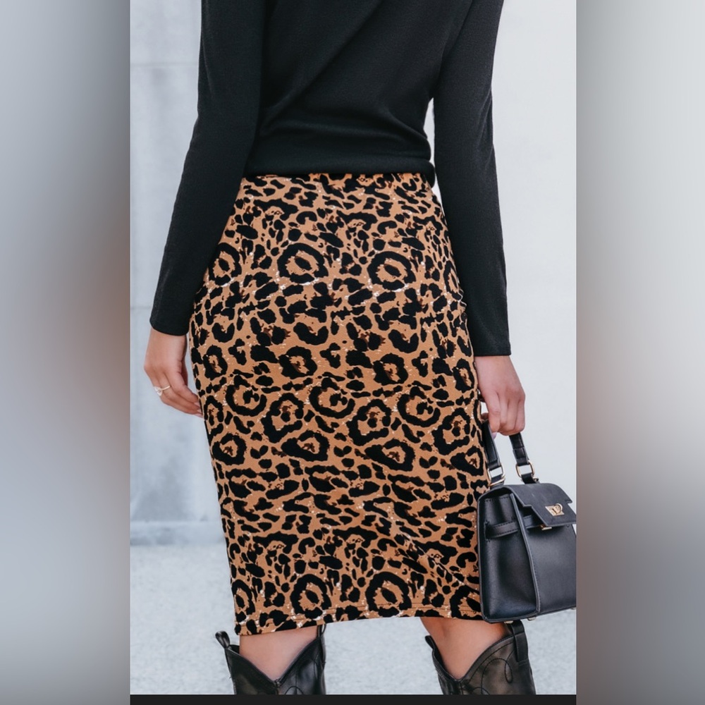 5 for 20$ Like New! Old Navy Pencil Skirt